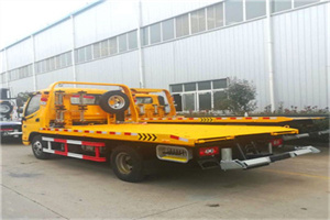 江城区附近拖车救援搭电